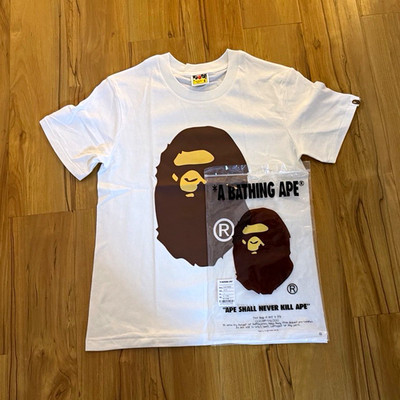A Bathing Ape BAPE Ape Head Graphic Tee Men s S White Cotton Crew Neck SS