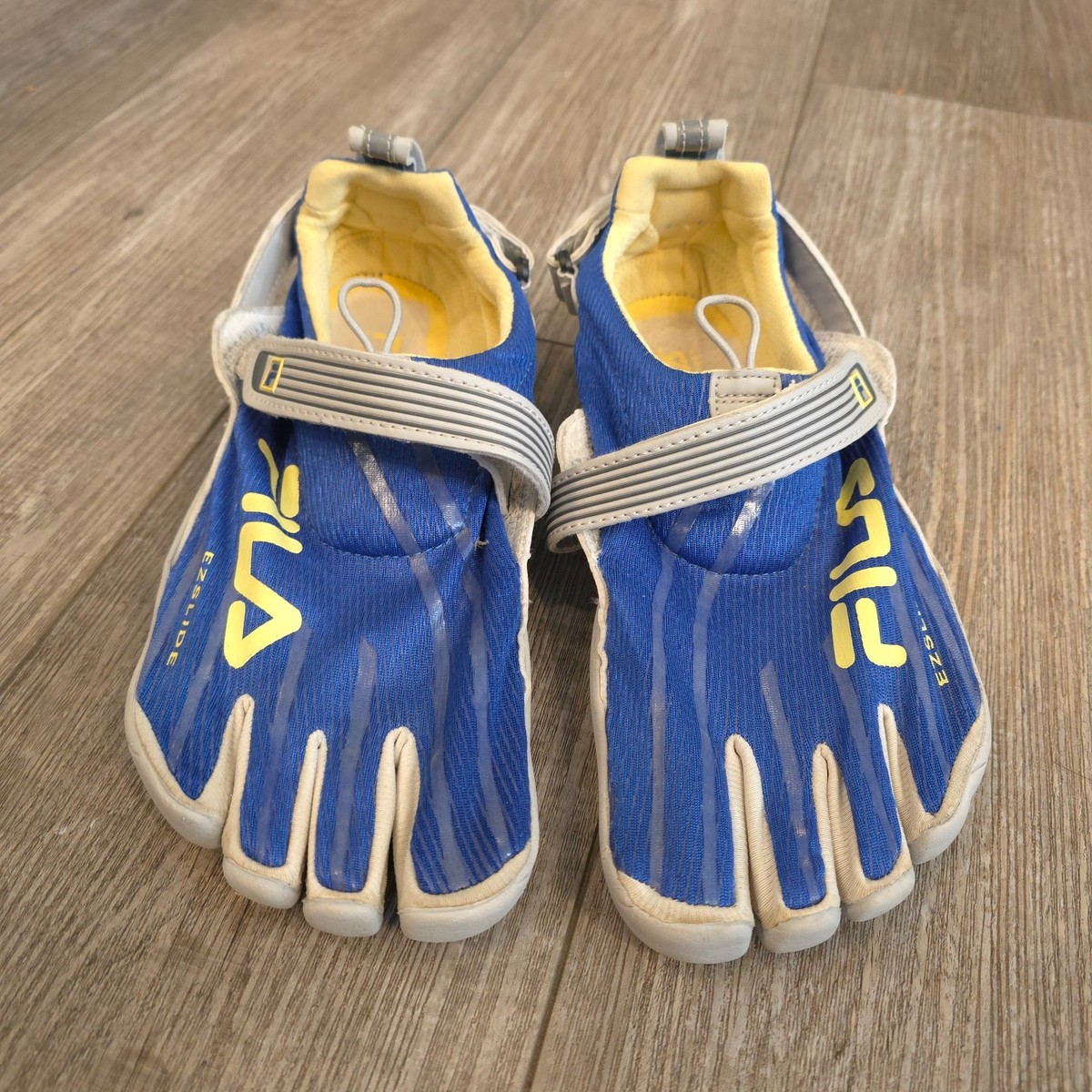 Fila Water Shoes Skele-Toes Men's Size 9 Blue Gray Yellow EZ Slide