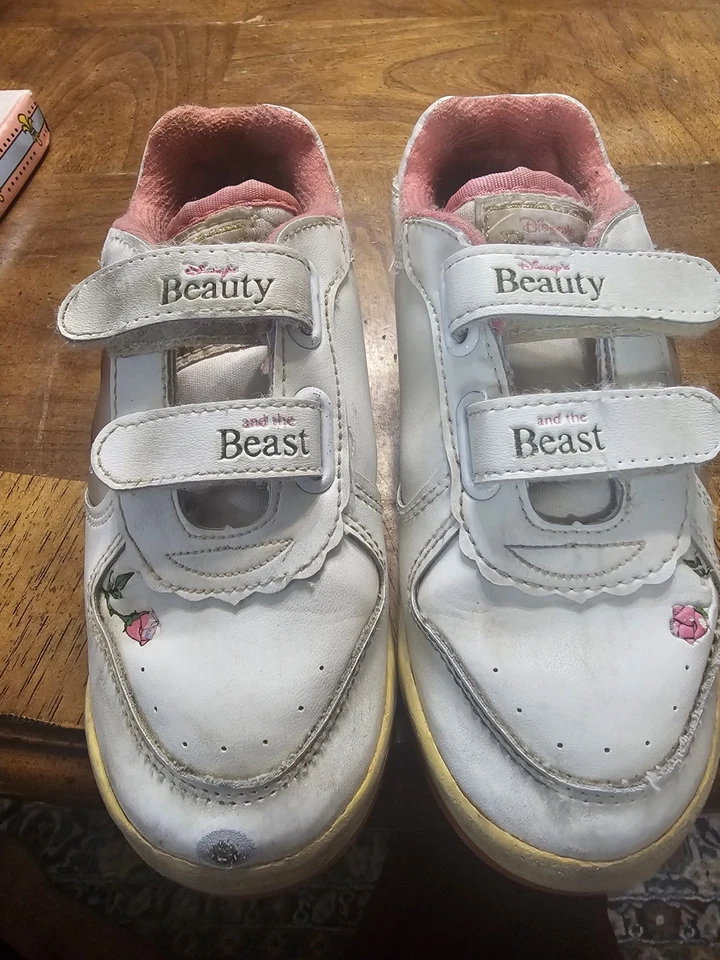 Zapatos De Colección La Bella y la Bestia Bebé Niño Talla 10 Blanco Rosa con Caja Usados Foto 2 de 4