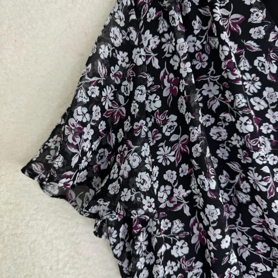 Lane Bryant Romper Womens 14/16 Black Floral V-Neck Flutter Sleeve Lined Pockets - Image 3 of 4