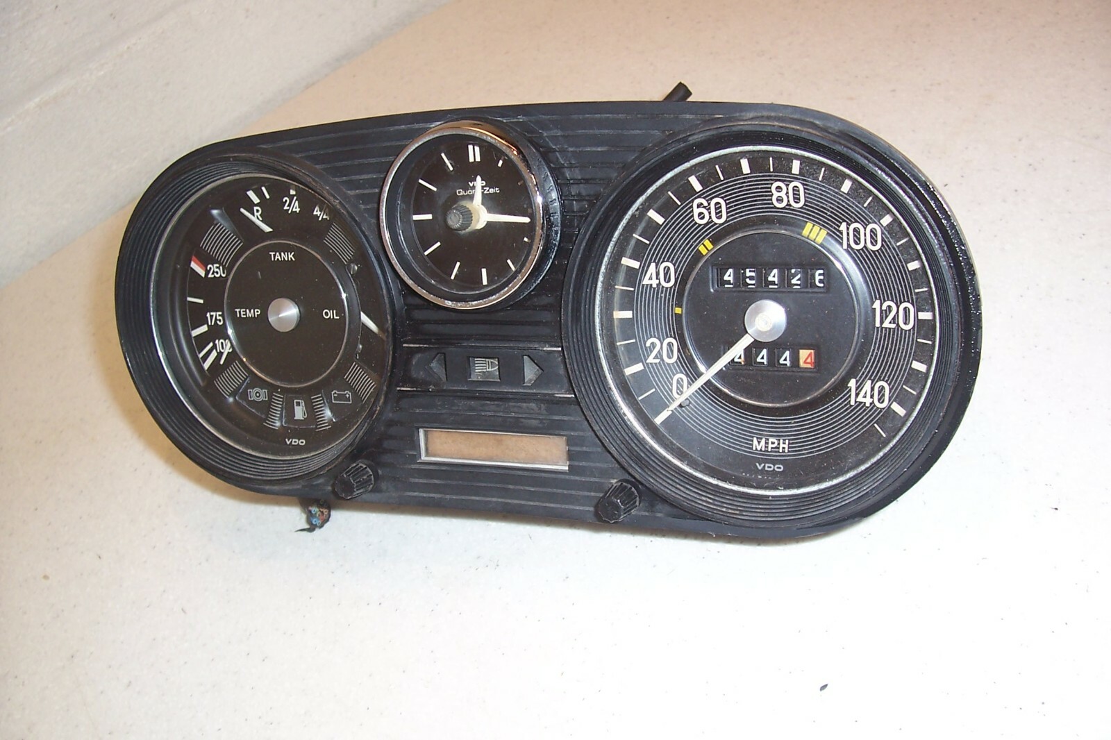 Picture 1 of 5