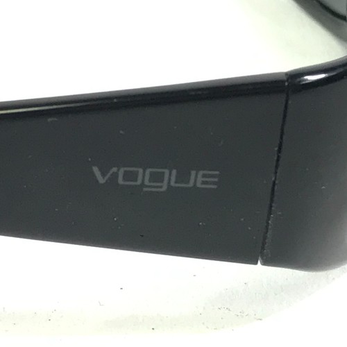 Vogue Sunglasses VO 2201-S W44 Black Rectangular Frames with Green Lenses - Picture 5 of 11