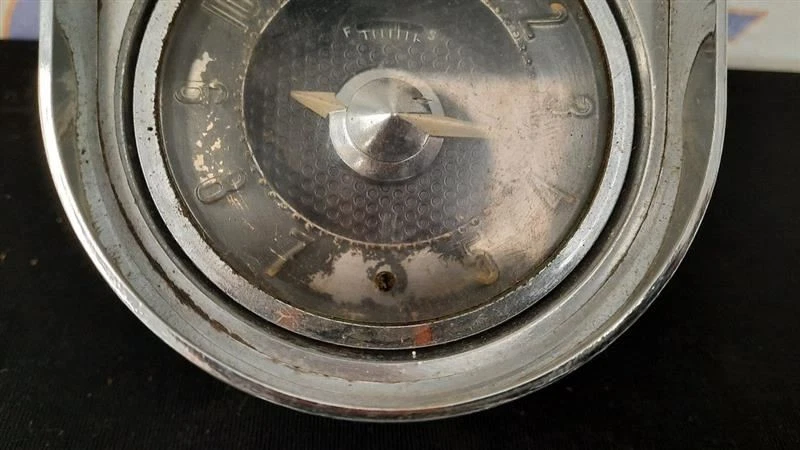 Reloj Chevy Corvette C6 1958 OEM con bisel 2279015 Foto 3 de 4