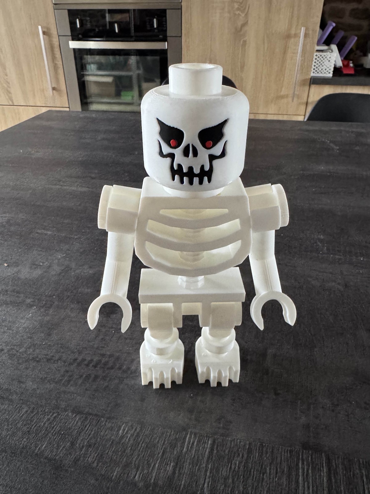 Figurine squelette de pirate en impression 3D multicolore style LEGO pour collectionneur