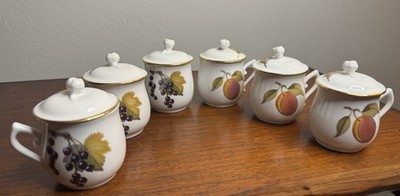 Set Of 6 Royal Worcester Evesham Pot de Crème Chocolate Cups With Lids Gold Trim
