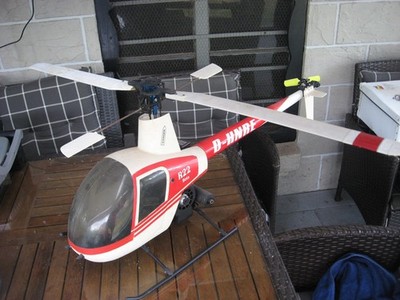 Robbe Schlüter Scale Hubschrauber R22 Beta mit Super Tiger 45 Motor RARITÄT 70er