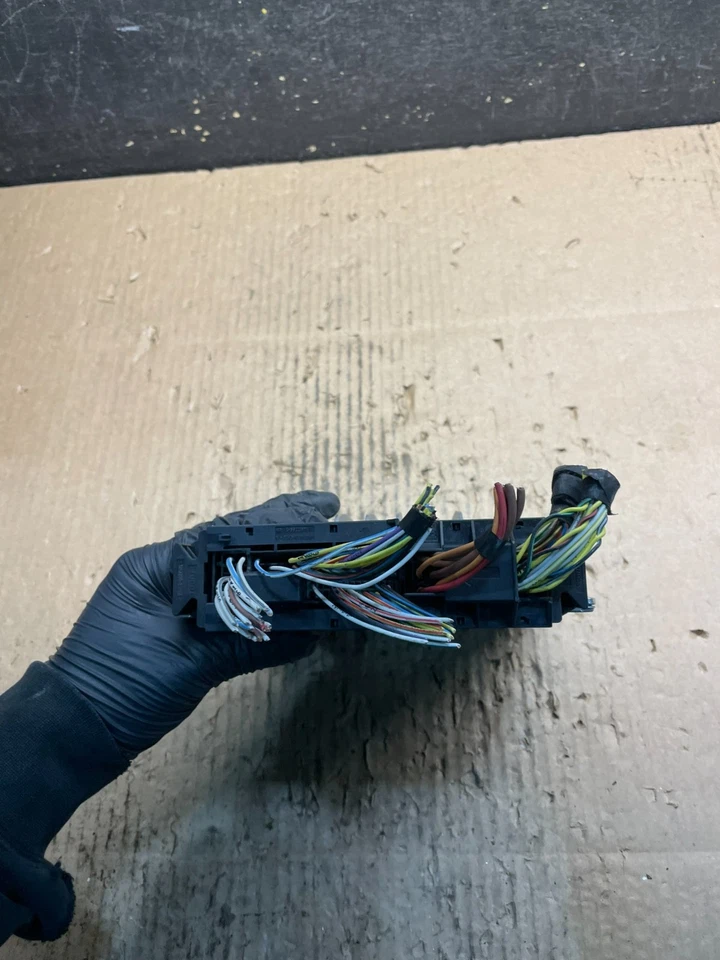 BMW N54 335i 535i 2007 a 2010 motor ECU ECM módulo de computadora 7596019 U9084 DG Foto 2 de 4