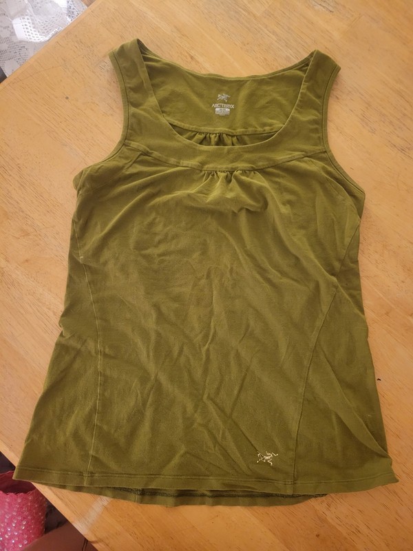 Apple/Avocado Green Women's Medium Arcteryx Tank Top