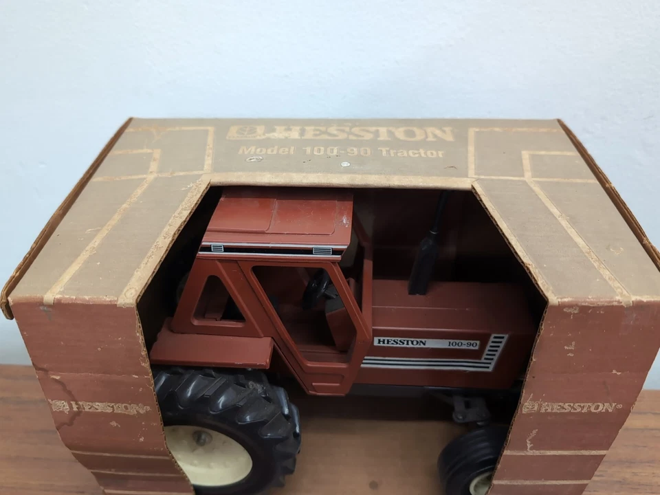 1/16 Scale Models Farm Toy Hesston 100-90 tractor  - Image 3 of 4