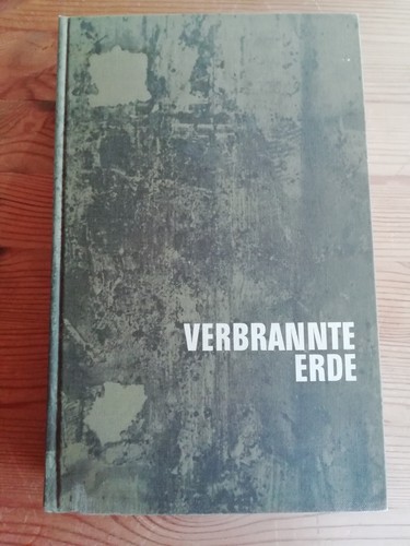 Buch - Verbrannte Erde - WH/WK II - Top Zustand
