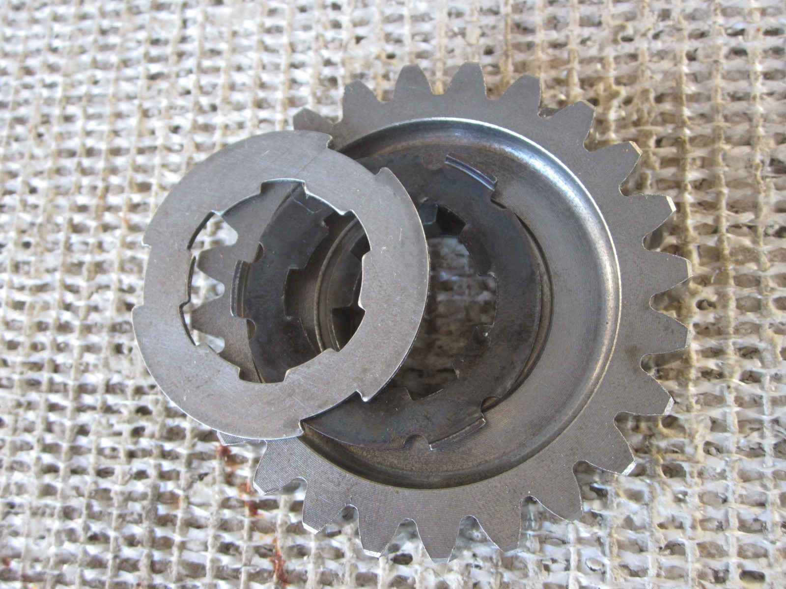 Suzuki Vinson 500 Manual 0506 Transmission Gear (20) 3rd gear driven