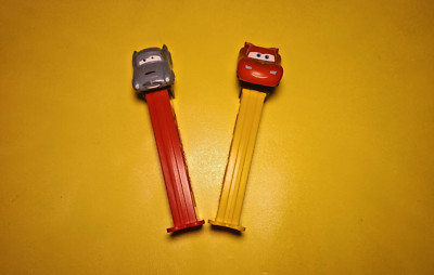 Disney Cars PEZ Süßigkeitenspender Set - Finn McMissle & Lightning McQueen