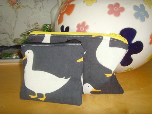 2er SET GOOSE ZIP GELDBÖRSEN MARINE BLAU BEDRUCKT BAUMWOLLE 21cm UND 12cm GEFÜTTERT - Bild 2 von 2