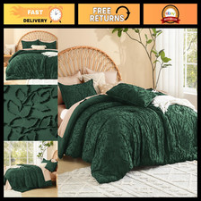 King Size Emerald Green Comforter Set, 3 Piece Boho Tufted Bedding, Fluffy Farmh
