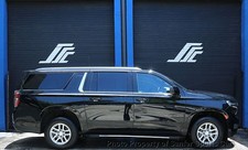 2022 Chevrolet Suburban 4WD 4dr LT
