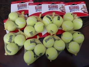 kong small tennis balls
