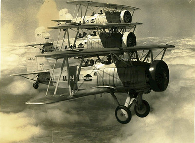 Model Airplane Plans (UC): Curtiss O2C-1 Helldiver 1/16 Scale 24'' (Musciano)