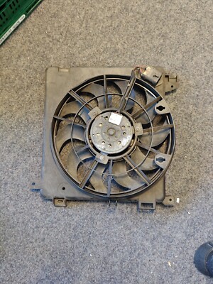 Bosch 0 130 303 304  Elektromotor Kühlerlüfter GPB 12V