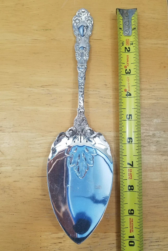 GORHAM VINTAGE 1977 IMPERIAL CHRYSANTHEMUM SILVERPLATED PIE / CAKE SERVING KNIFE - Image 4 of 4