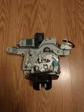 09 10 11 12 13 14 15 16 17 18 19 OEM Nissan Murano Power Liftgate Lock Actuator