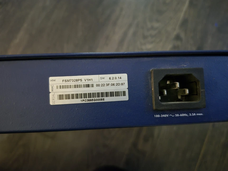 NetGear  ProSafe (FSM7328PS) 24-Ports External Switch Managed stackable - Image 4 of 4