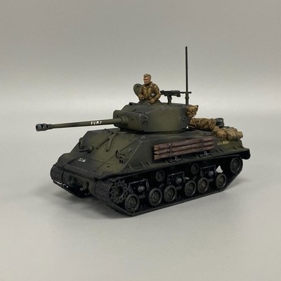 FURY U.S. M4A3E8 SHERMAN EASY EIGHT BRAD PITT BOLT ACTION MINIATURE WARLORD
