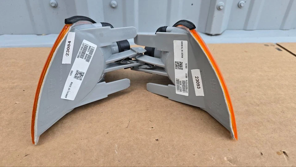 BMW Serie 3 323i 328i E46 1999 2000 2001 sedán juego de señales de giro derecha e izquierda Foto 3 de 4