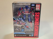 Transformers Studio Series 32 Voyager Class Optimus Prime