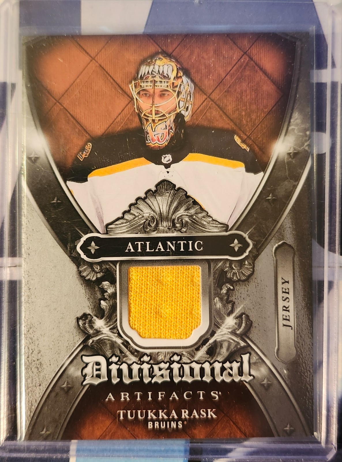 2018-19 Tuukka Rask Upper Deck Divisional Artifacts Jersey Card #DA-TR