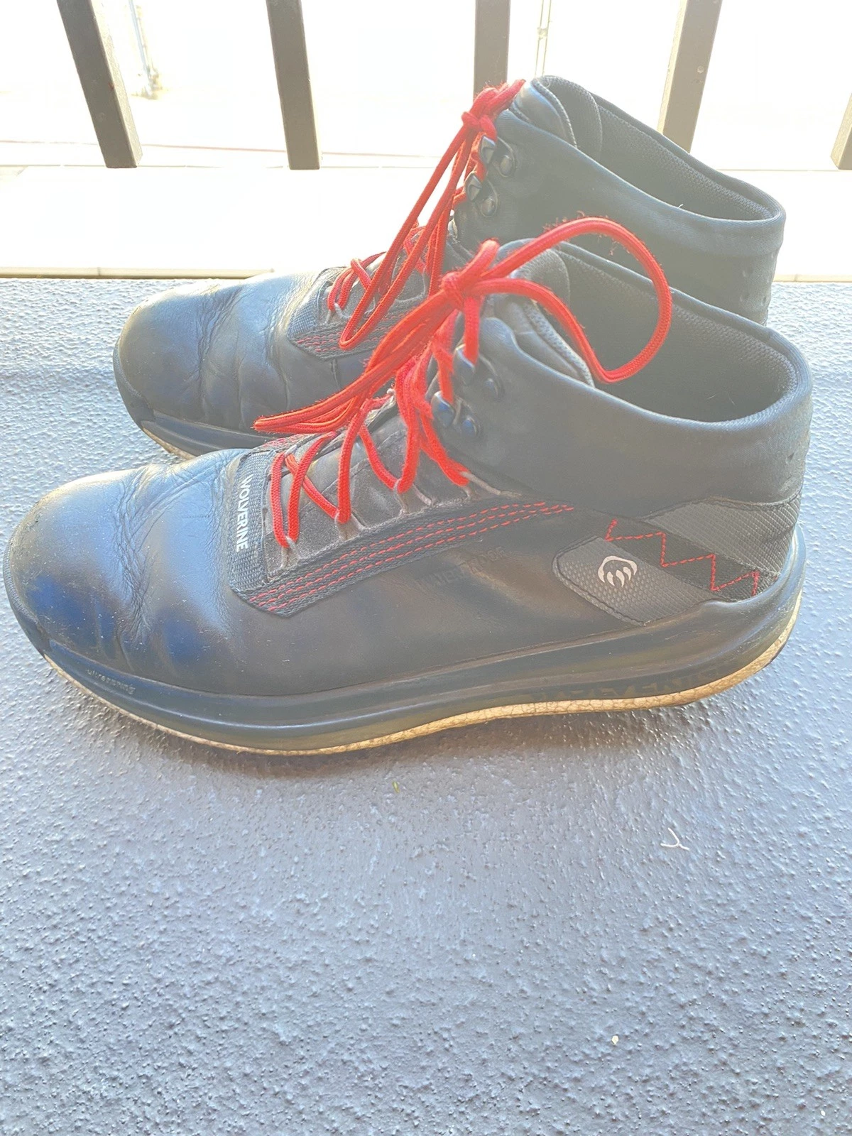 Wolverine Conquer Ultra spring Waterproof Hiking Boots Mens Size 10 M Black Red