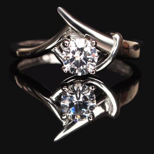 1CT Real Moissanite 4-Prong Solitaire Twist Engagement Ring 14K White Gold Over - Bild 1 von 1