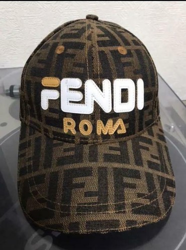 [NEAR MINT] FENDI x FILA collaboration 