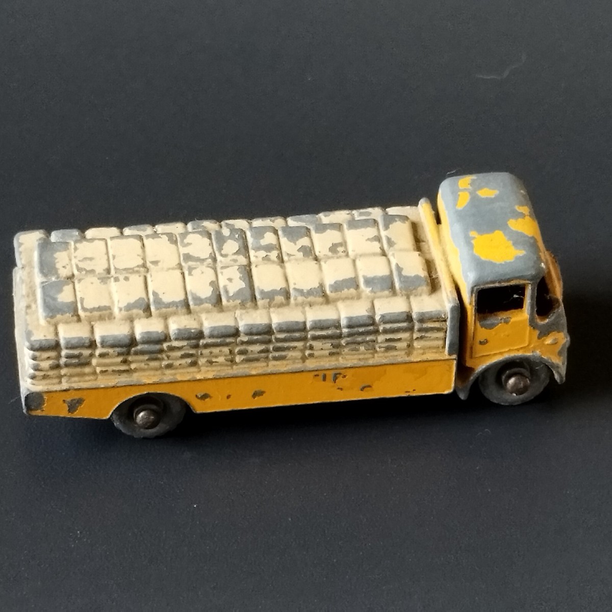 MATCHBOX No.51 Albion Chieftain。 MATCHBOX 1-75 Series Regular Wheels. No 51 A.Albion