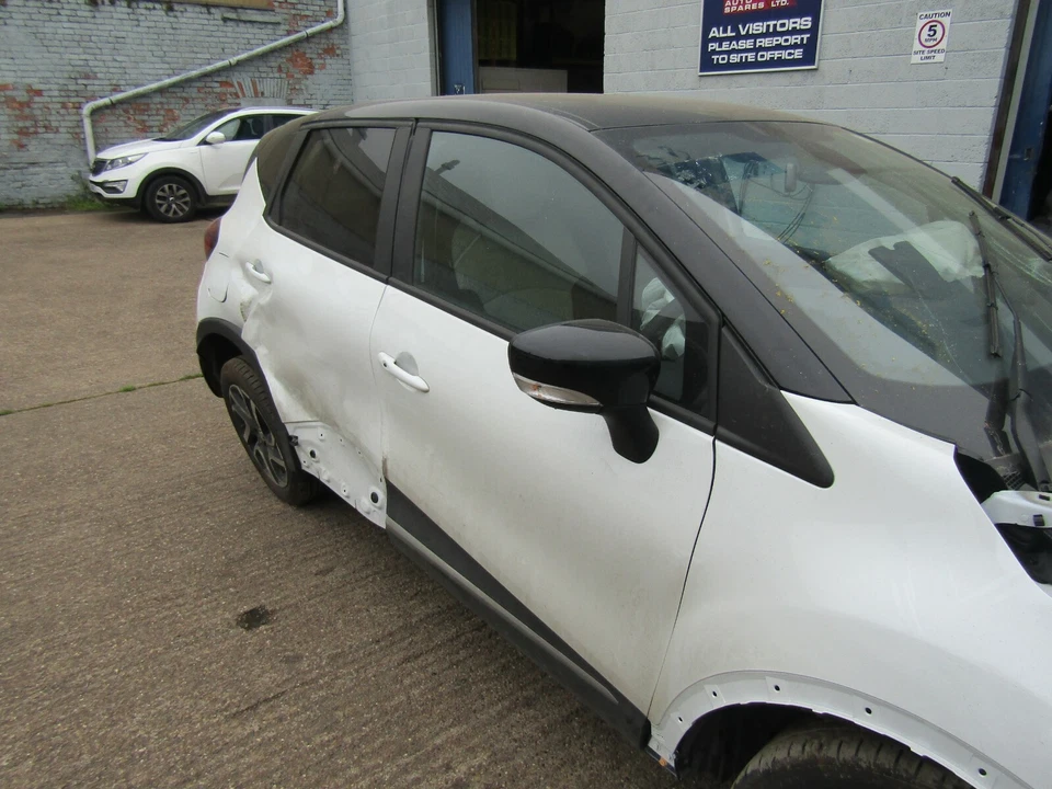 RENAULT CAPTUR 2018-19 OFFSIDE/RIGHT REAR DOOR SPEAKER (5 DR) 281563SG0A #1119V - Image 4 of 4