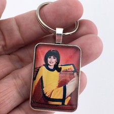 Marlo Thomas Poster That Girl TV Show Star Hot Keychain or Necklace