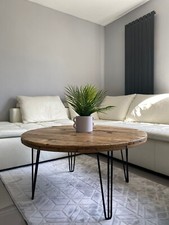 Unico tavolino da caffè rustico industriale avvolgicavo da recupero su gambe a forcina 90 cm