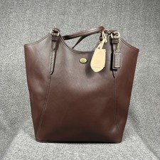 COACH Peyton Large Leather Tote Shoulder Bag Brown Purse F26103 Casual Travel