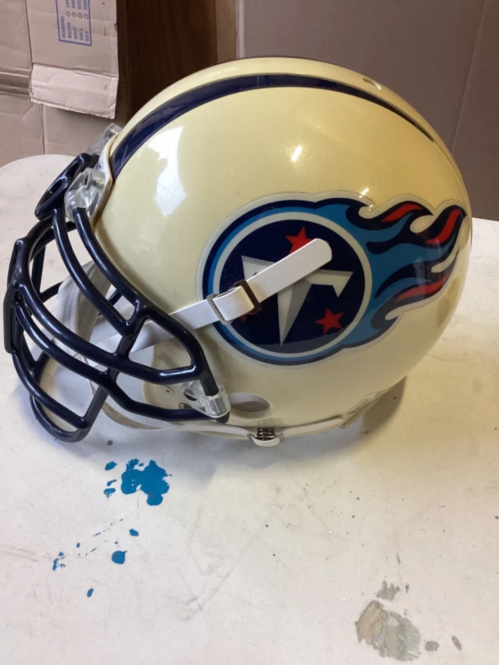 Casco Auténtico NFL Tennessee Titans Riddell Talla Completa X-Grande Foto 2 de 4