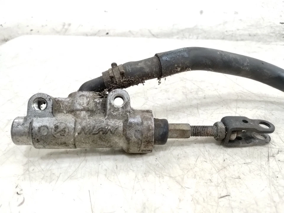 Cilindro maestro de freno trasero clásico Yamaha V Star XVS1100 99-09 Foto 2 de 4