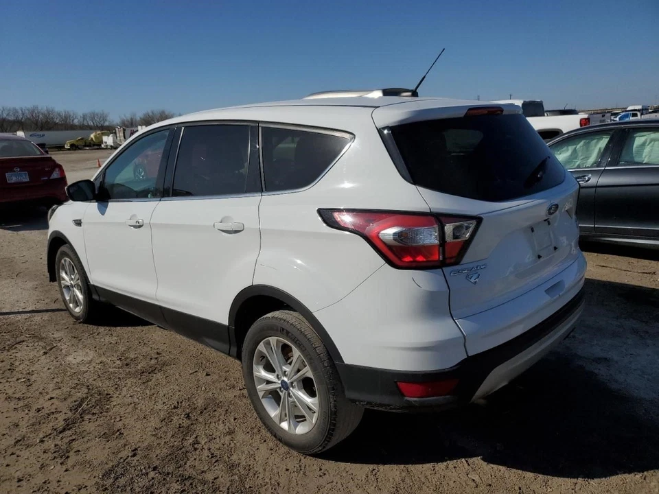 2017 FORD ESCAPE Transmission Shift - Image 3 of 4