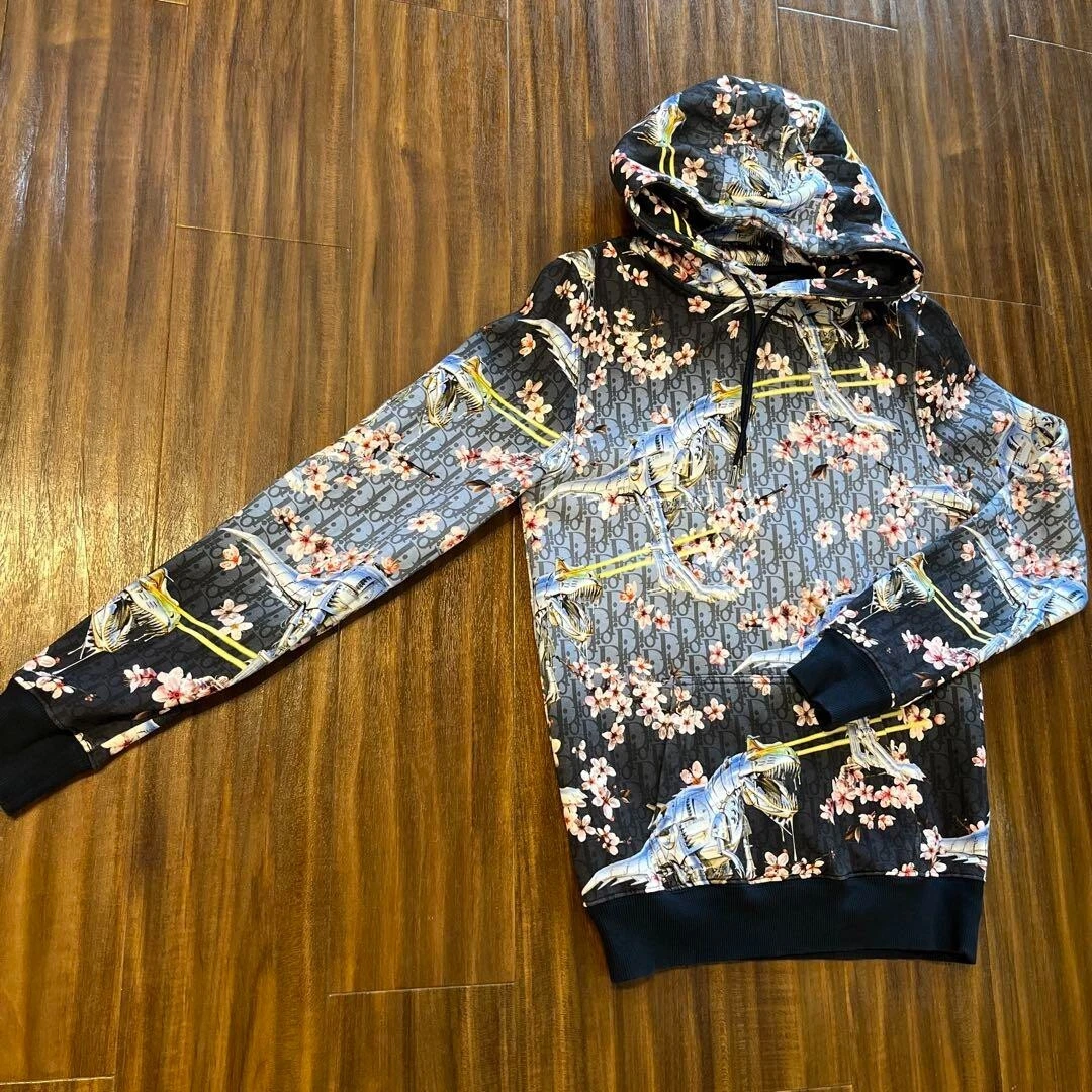 DIOR X SORAYAMA SWEATSHIRT BLEU #42 DIOR X SORAYAMA SWEATSHIRT BLEU