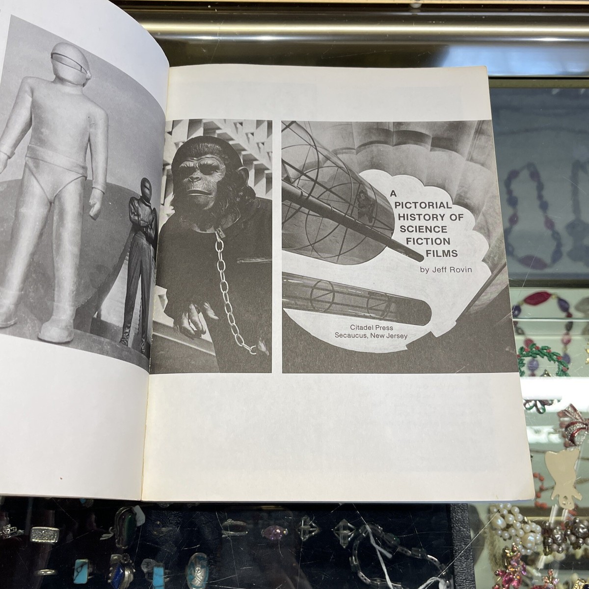 A Pictorial History of Science Fiction Films by Jeff Rovin 1975