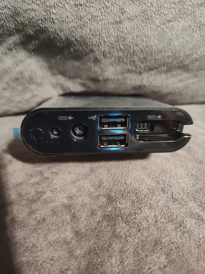 Batería externa Dell Power Companion 12000 mAh (PW7015M) Foto 2 de 4