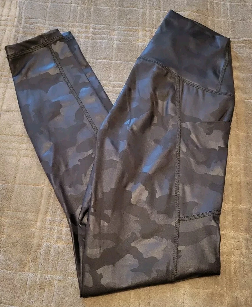 yogalicious lux camo with pockets leggings