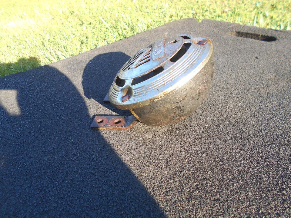 Indian chief motorcycle parts used 1940s horn vintage Indian chief