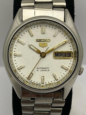 Vintage Seiko 5 Automatic White Dial 21 Jewels 7S26-6000 Watch Japan
