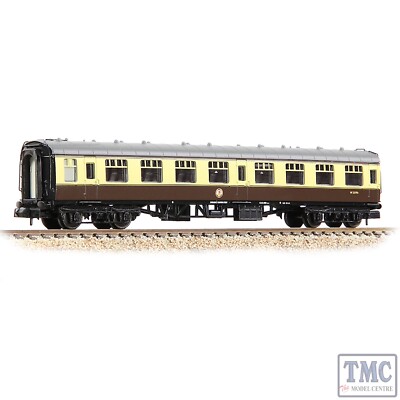 374-064E Graham Farish Spur N BR Mk1 SK Zweiter Korridor BR