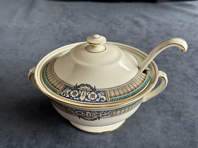 Antike Mintons China Soße Terrine und Schöpfkelle. Um 1873 bis 1912. Kleine Risse