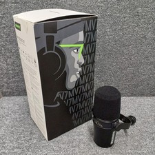 Shure MV7 Podcast Microphone Kit USB/XLR Dynamic Cardioid Microphone