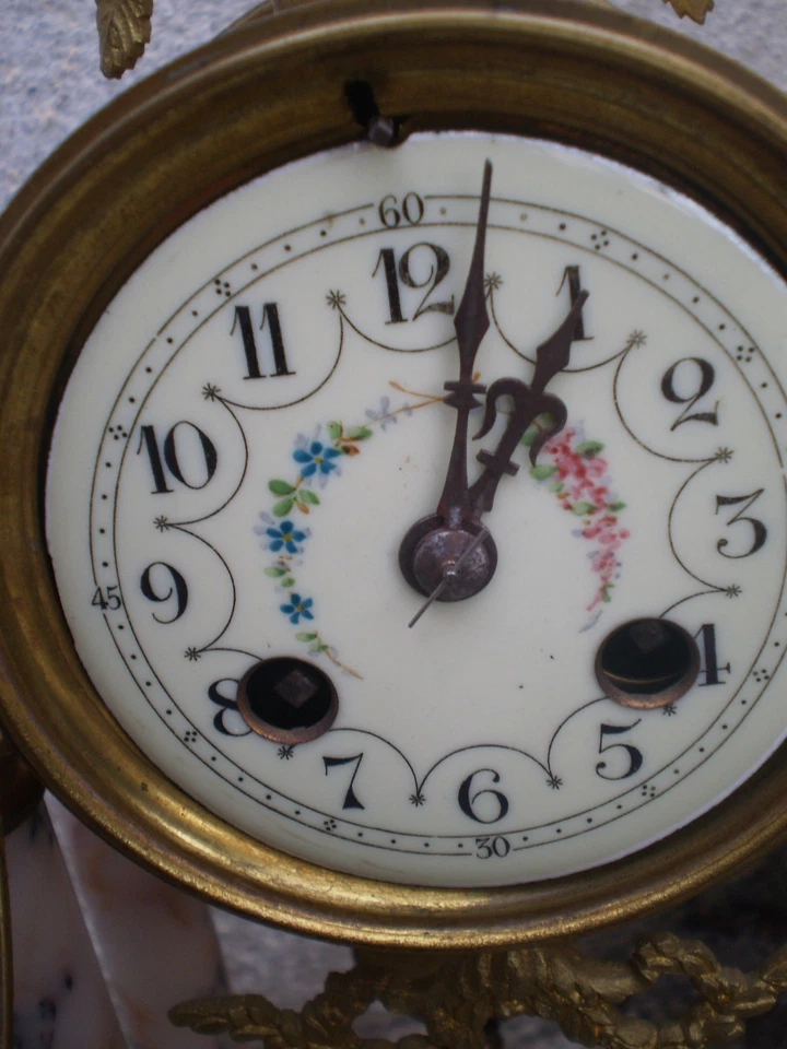 ancienne pendule a colonnes marbre - Photo 2/4